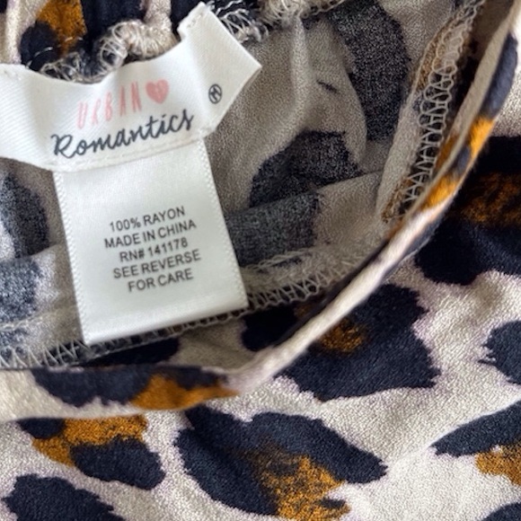 ANIMAL PRINT WRAPPED SKIRT - Picture 3 of 4